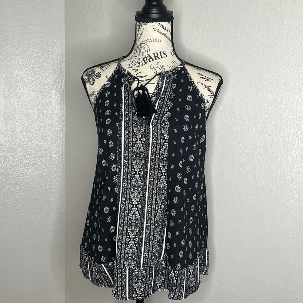 pink republic women's geometric tassels halter black and white top